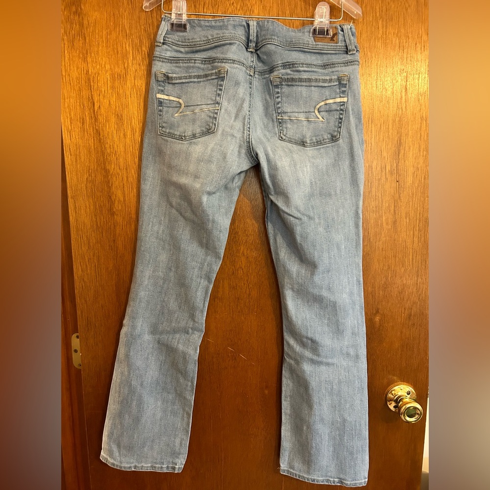 American Eagle size 4 Short Kick Boot Jeans